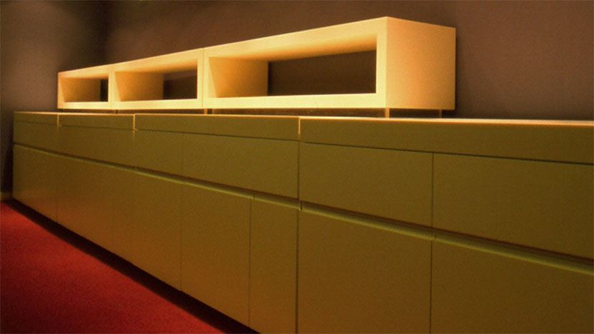 Mueble CORIAN &middot; TAMBAKUNDA estudio de dise&ntilde;o en Barcelona
