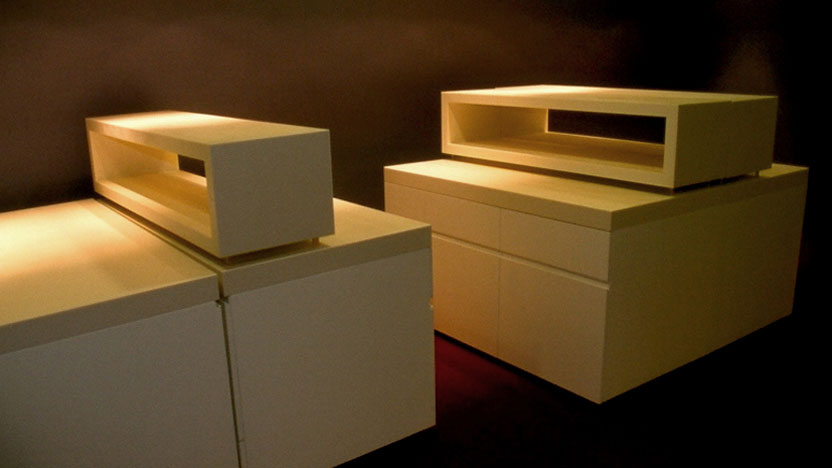 Mueble CORIAN &middot; TAMBAKUNDA estudio de dise&ntilde;o en Barcelona